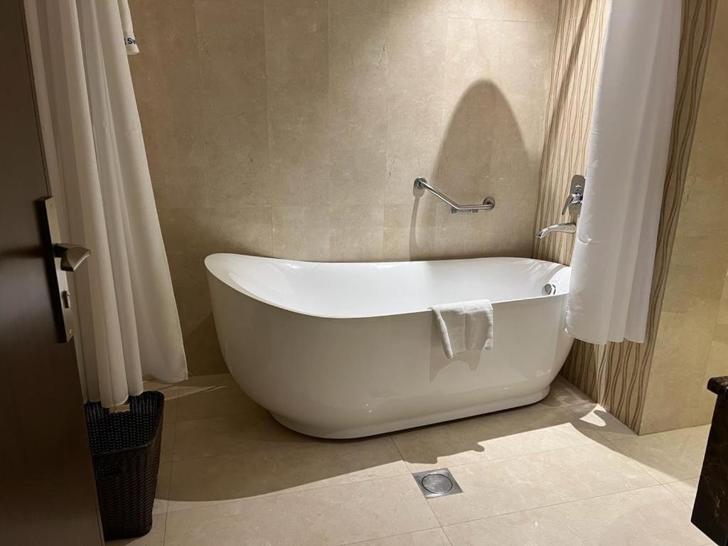 Swiss In Tabuk Hotel 외부 사진